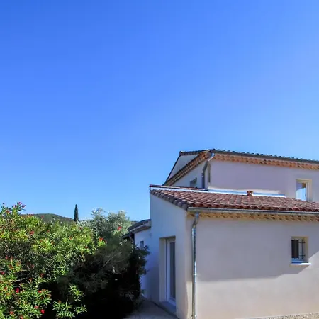 Maison Provencale * Valvigneres